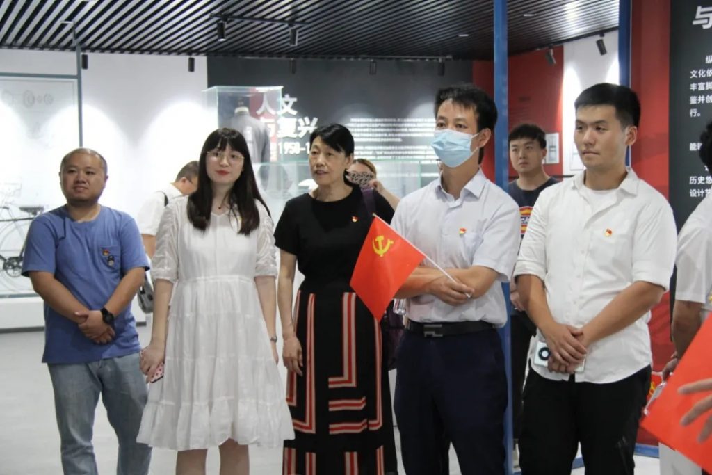 這樣的黨史學(xué)習(xí)教育專題課，怒贊！！