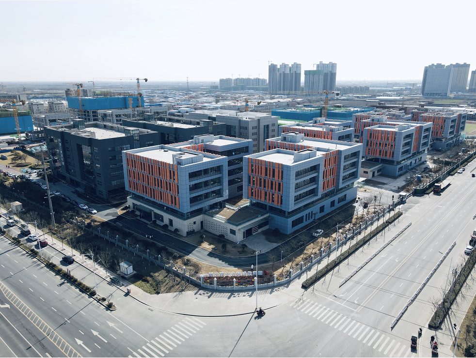 走進(jìn)園區(qū)，感受夏日炎炎里的“理想之城”！